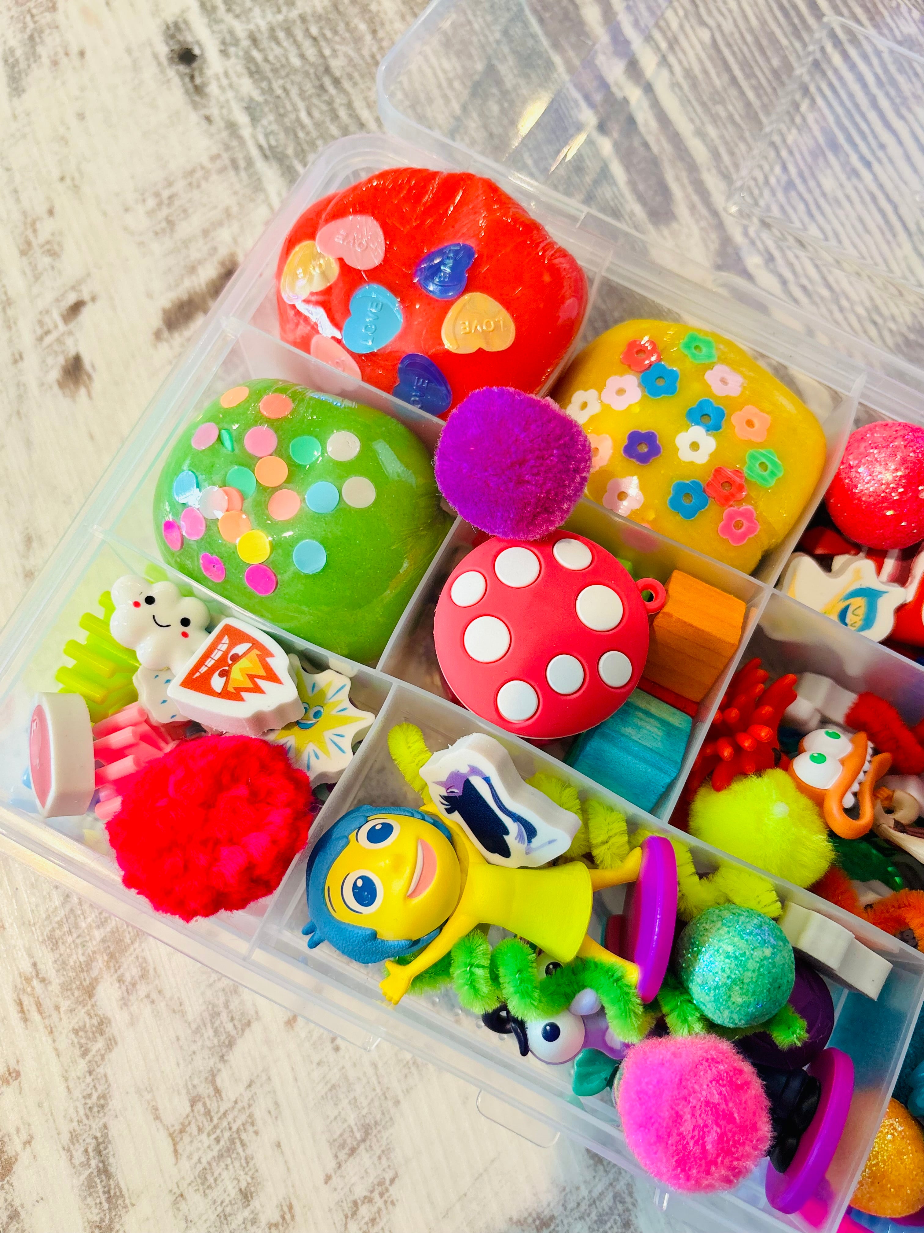 Small Inside Out Play-Dough Sensory Kit